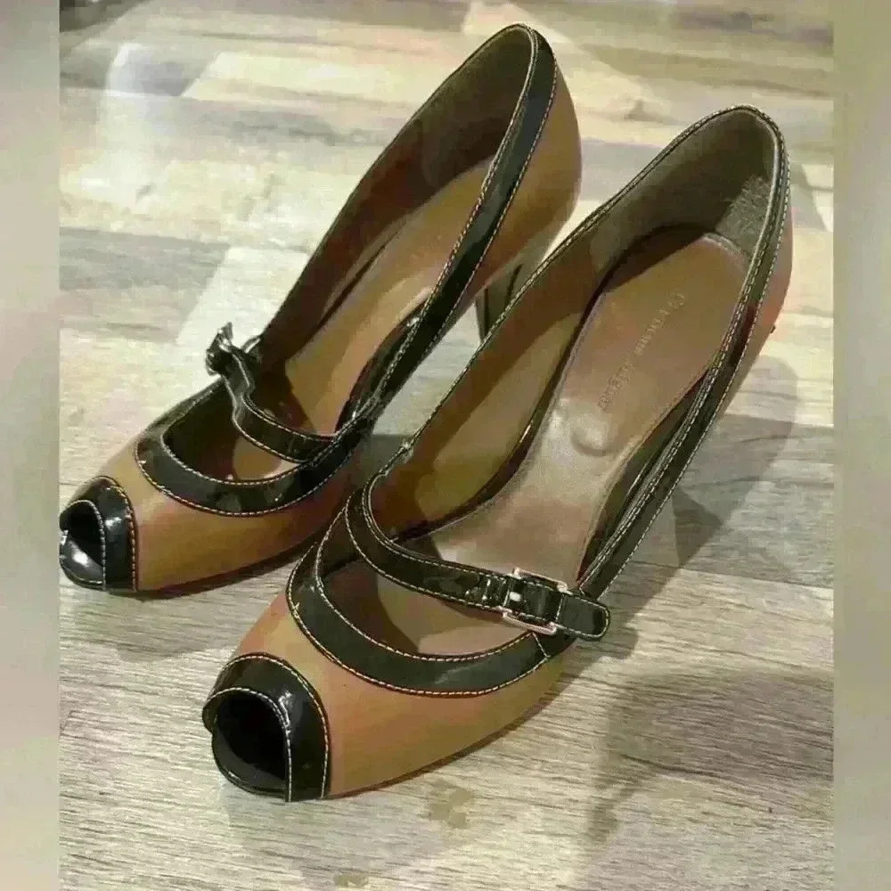 Etienne Aigner two tone shoes size 10